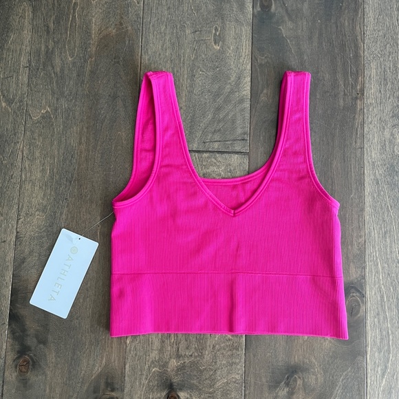 NWT Aurora Scoop Crop Tank - Picture 3 of 4